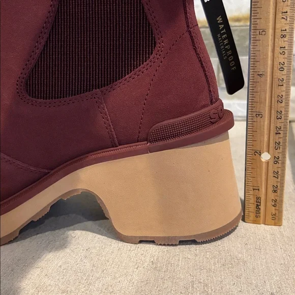 NIB Sorel Hi-Line Heel Chelsea Waterproof Boots - Spice/Tawny Buff - Picture 13 of 13